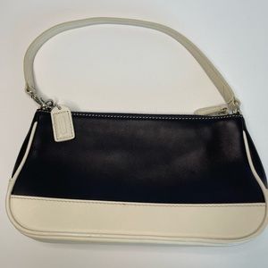 Coach Bag (baguette) 💋